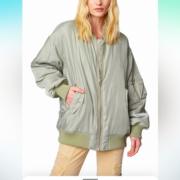 BLANKNYC Long Nylon Bomber Jacket NWT Size Small Winter/Fall Green Khaki - Picture 1 of 3